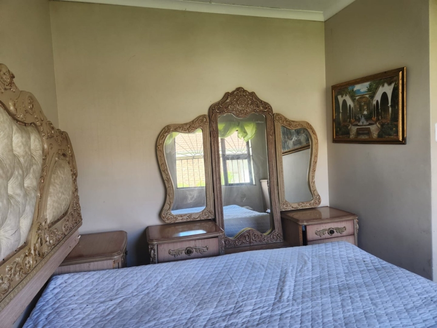 2 Bedroom Property for Sale in Levallia Western Cape